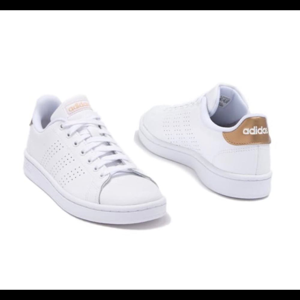 Adidas white leather Advantage sneaker shoe 7